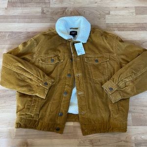Men’s corduroy jacket with fur lining (XL)